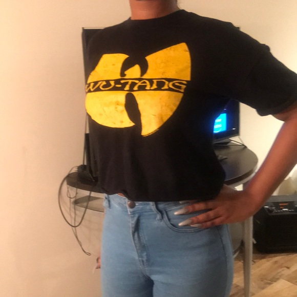 Black graphic Wu-Tang crop top - Picture 2 of 3